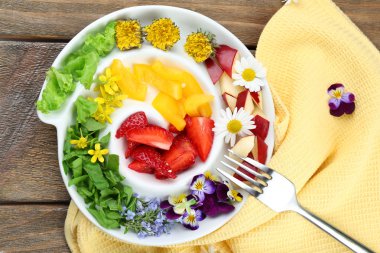 Hafif organik salata