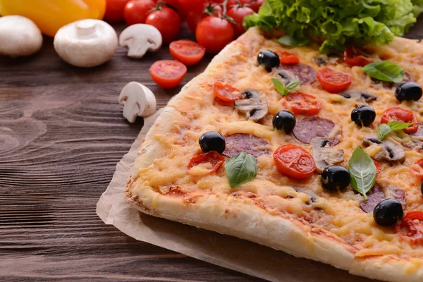 Deliciosa pizza casera — Foto de Stock