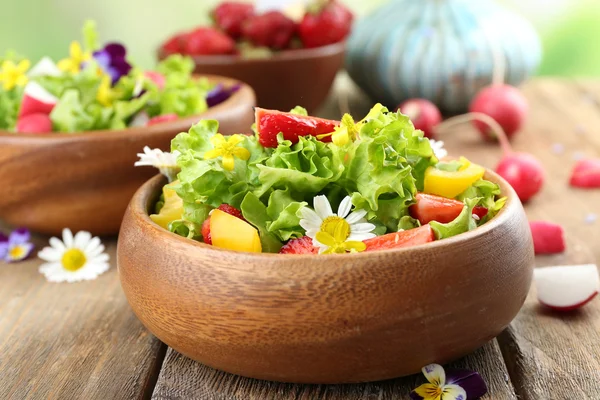 Lehké organický salát — Stock fotografie