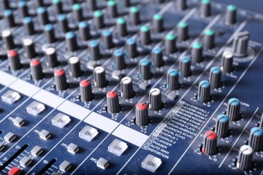 ses müzik karıştırıcı Denetim Masası'nı kapatın