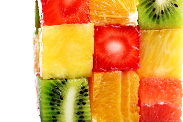 Kubus gevormd uit gesneden fruit — Stockfoto