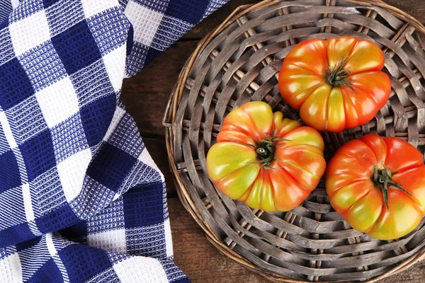 Masada yeşil domates yakın çekim — Stok fotoğraf