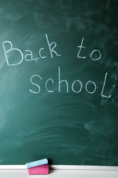 Back to school on green chalkboard — Stock Photo, Image