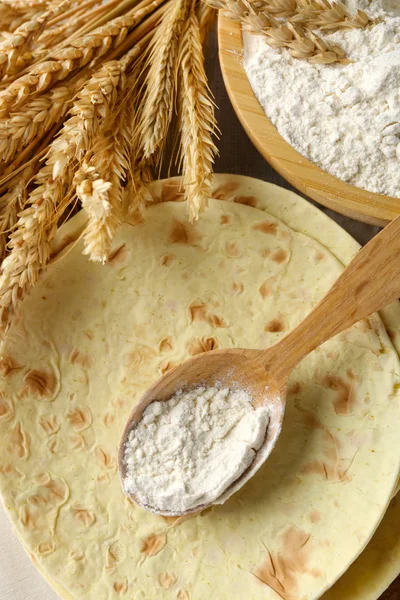 Homemade whole wheat flour tortilla — Stock Photo, Image