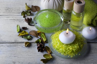 Spa natürmort yeşil renkte