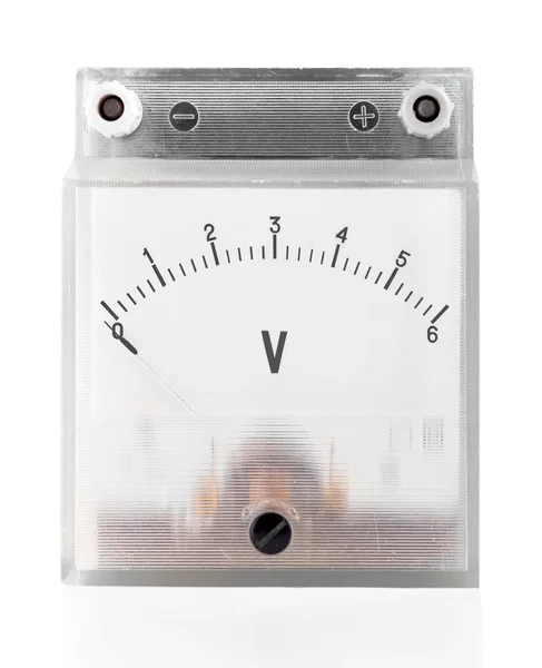 Voltmètre vintage isolé sur blanc — Photo