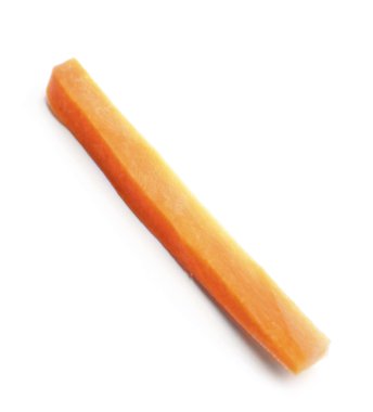 dilimlenmiş havucu üzerine beyaz izole