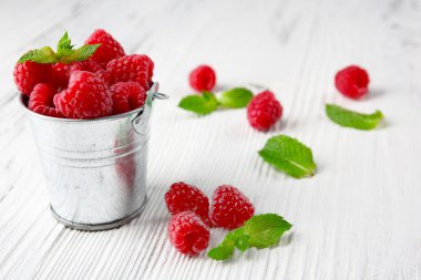 Taze Kırmızı Ahududu