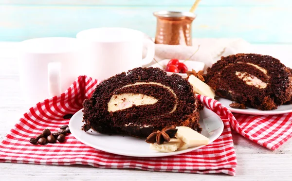 Delicious chocolate roll — Stock Photo, Image