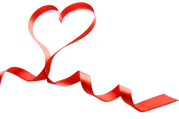 Красная лента в форме сердца — стоковое фото
