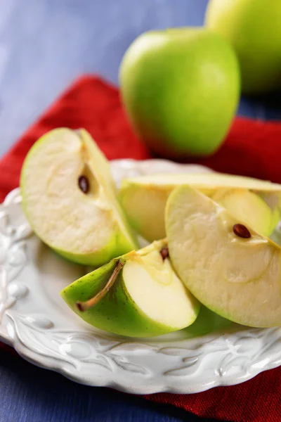 Trozos de manzana verde — Foto de Stock