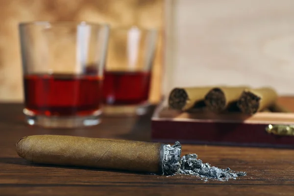 Cigars with ash and cognac — Stock Photo, Image