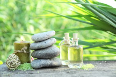 Spa natürmort ahşap yüzey üzerinde