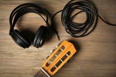 Klasik gitar ile müzik kayıt sahne