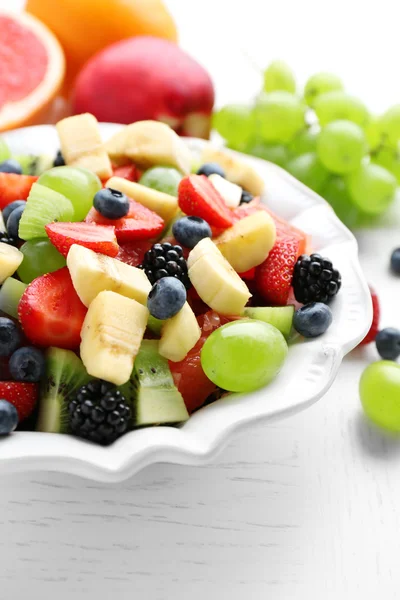 Frischer Obstsalat — Stockfoto