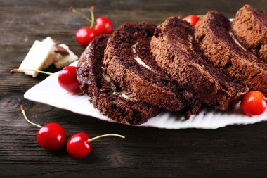 Lezzetli çikolatalı rulo