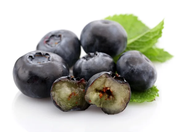 Fresh blueberries isolated on white — Stock Photo, Image