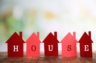 Parlak arka plan kağıt evler