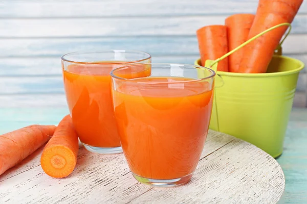 Bicchieri di succo di carota — Foto Stock