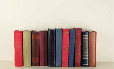 eski kitap raf