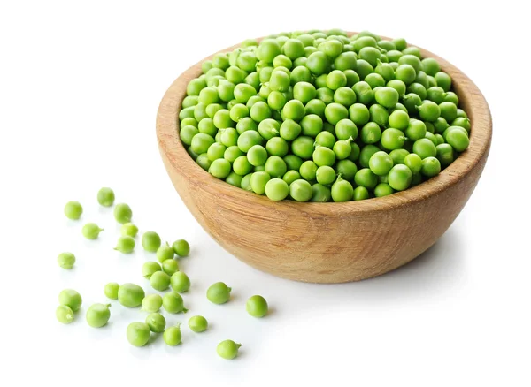 Fresh green peas in bowl isolated on white — Stock Photo, Image