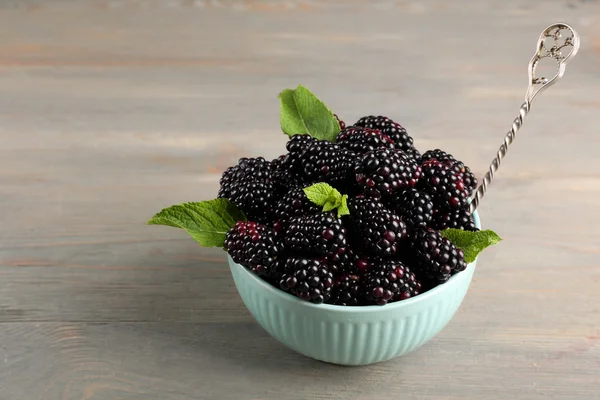 堆的甜黑莓 — 图库照片