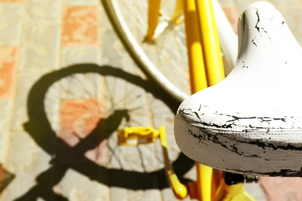 Asiento para bicicletas, al aire libre —  Fotos de Stock