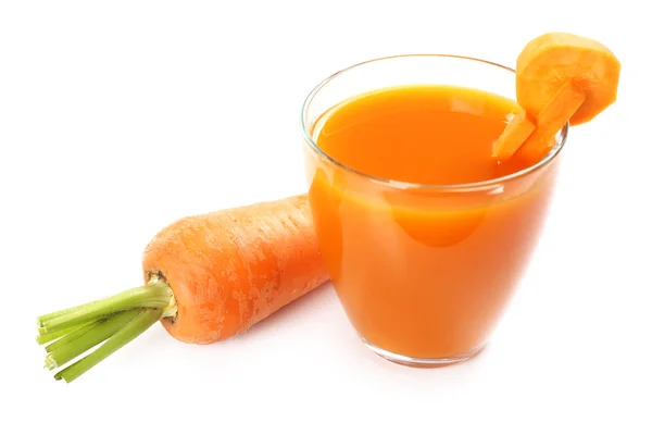 Karottensaft mit Gemüse — Stockfoto