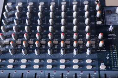 ses müzik karıştırıcı Denetim Masası'nı kapatın