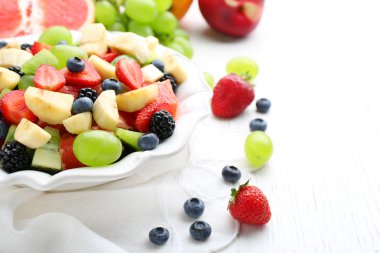 Taze Meyve Salatası