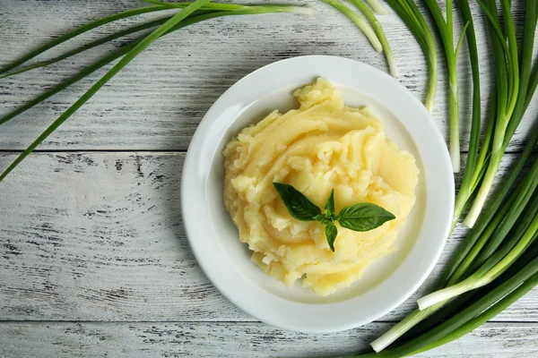 Purê de batatas em prato — Fotografia de Stock