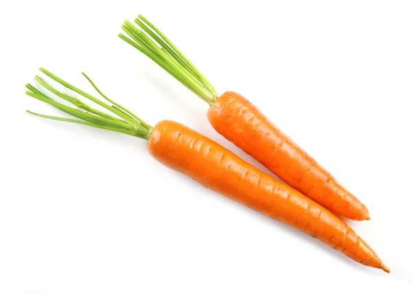 Νωπά καρότα που απομονώνονται σε λευκό — Φωτογραφία Αρχείου