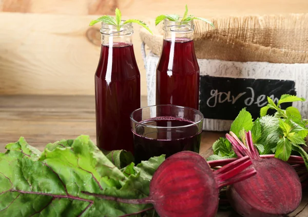 Fresh beet juice — Stock Photo, Image