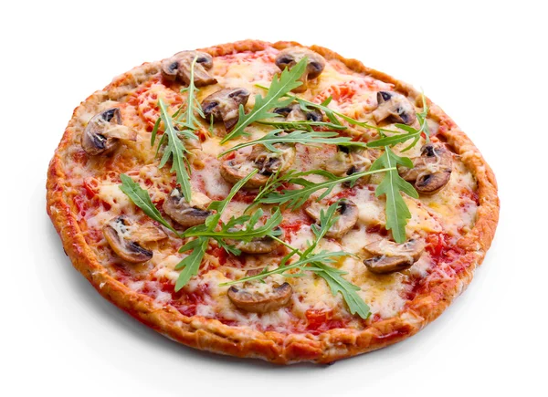 Välsmakande pizza med grönsaker och rucola isolerad på vit — Stockfoto