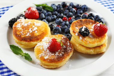 süzme peynirli börek
