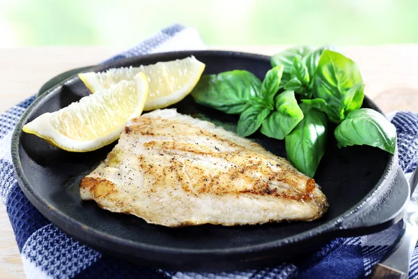 Plato de filete de pescado — Foto de Stock