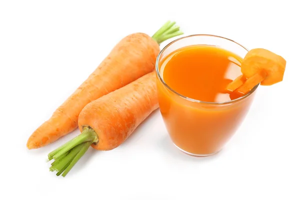 Glass of carrot juice with vegetable slices with vegetables isolated on white — Stock Photo, Image