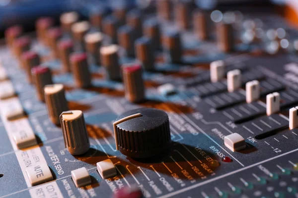 Pannello di controllo mixer musica sonora — Foto Stock