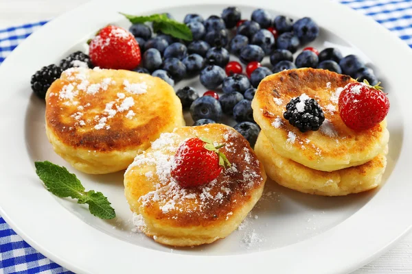 Fritters of cottage cheese — Stock Photo, Image