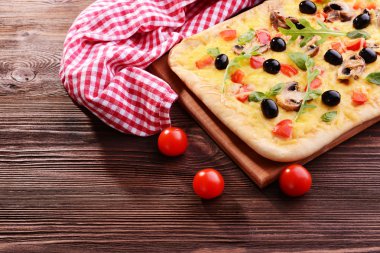 lezzetli ev yapımı pizza üzerinde tablo yakın çekim