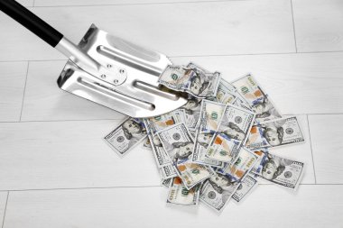 Asansörler dolarlarına kürek