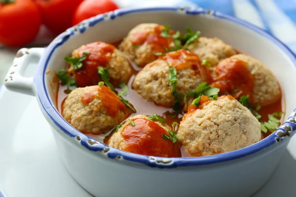 Bolas de carne con salsa de tomate —  Fotos de Stock