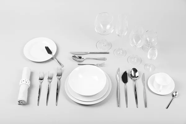Tischdekoration, Nahaufnahme, auf grauem Hintergrund — Stockfoto