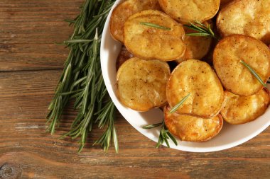 rosemary ile fırında patates