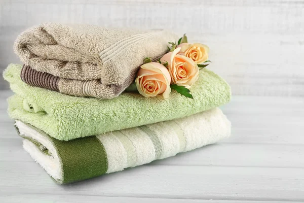 Stack of colorful towels — Stock Photo, Image