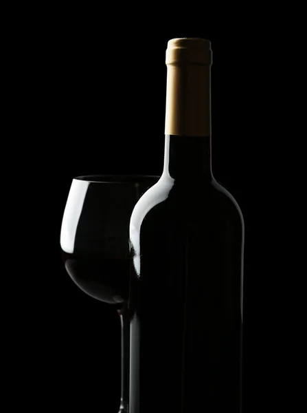 Botella y copa de vino — Foto de Stock