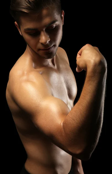 Mladý muž svalů — Stock fotografie