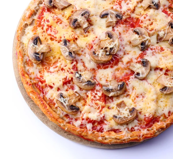 Gustosa pizza con verdure isolate su bianco — Foto Stock