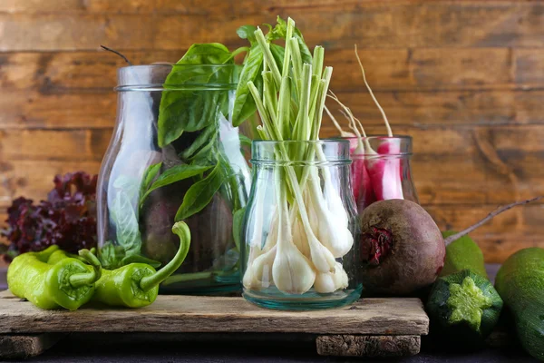 テーブルの上に新鮮な野菜をクローズ アップ — ストック写真