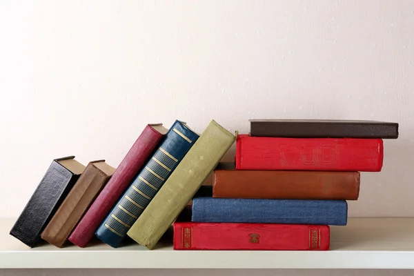 Old books on shelf — Stock Photo, Image